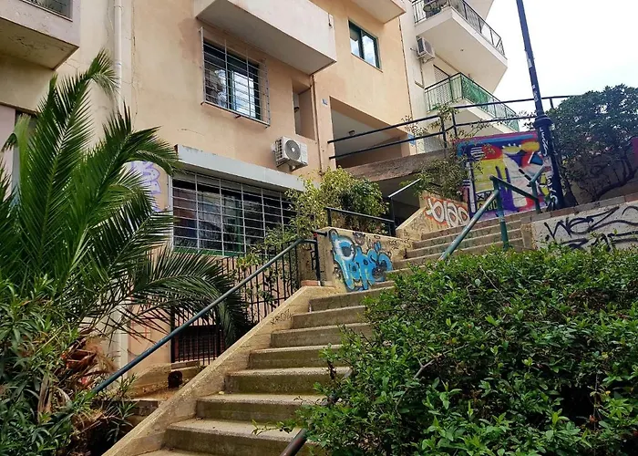 Studio, Exarcheia